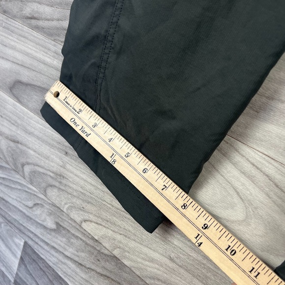 Title Nine Hiking‎ Pants Women's Size 14 Black Elastic Waist Straight Leg Preppy - Picture 11 of 16